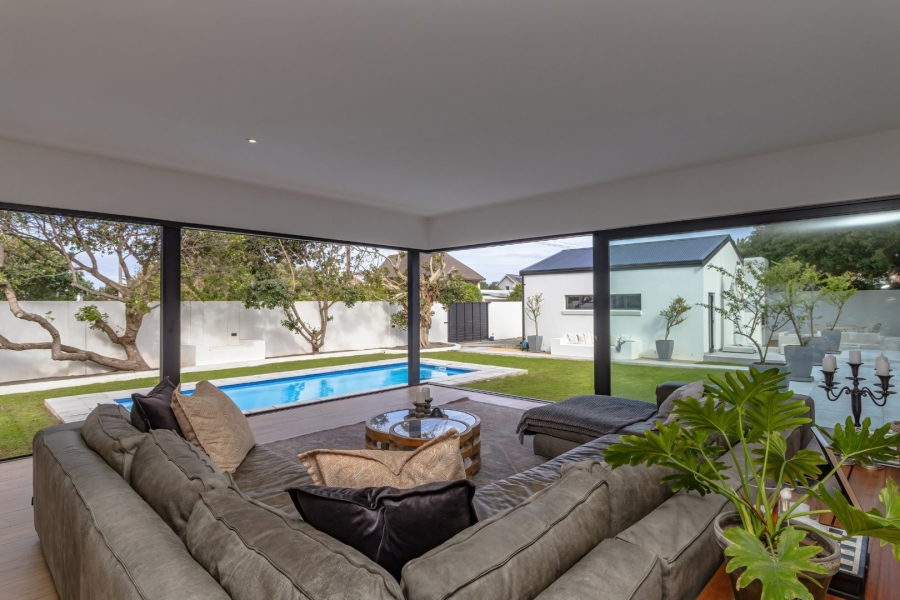 4 Bedroom Property for Sale in Vermont Western Cape